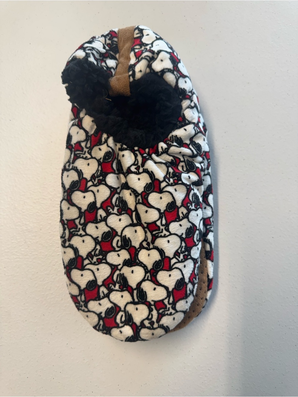 Peanuts Snoopy Printed Slippers - White, Black, Red, Brown